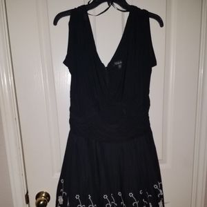 Sleeveless cocktail dress